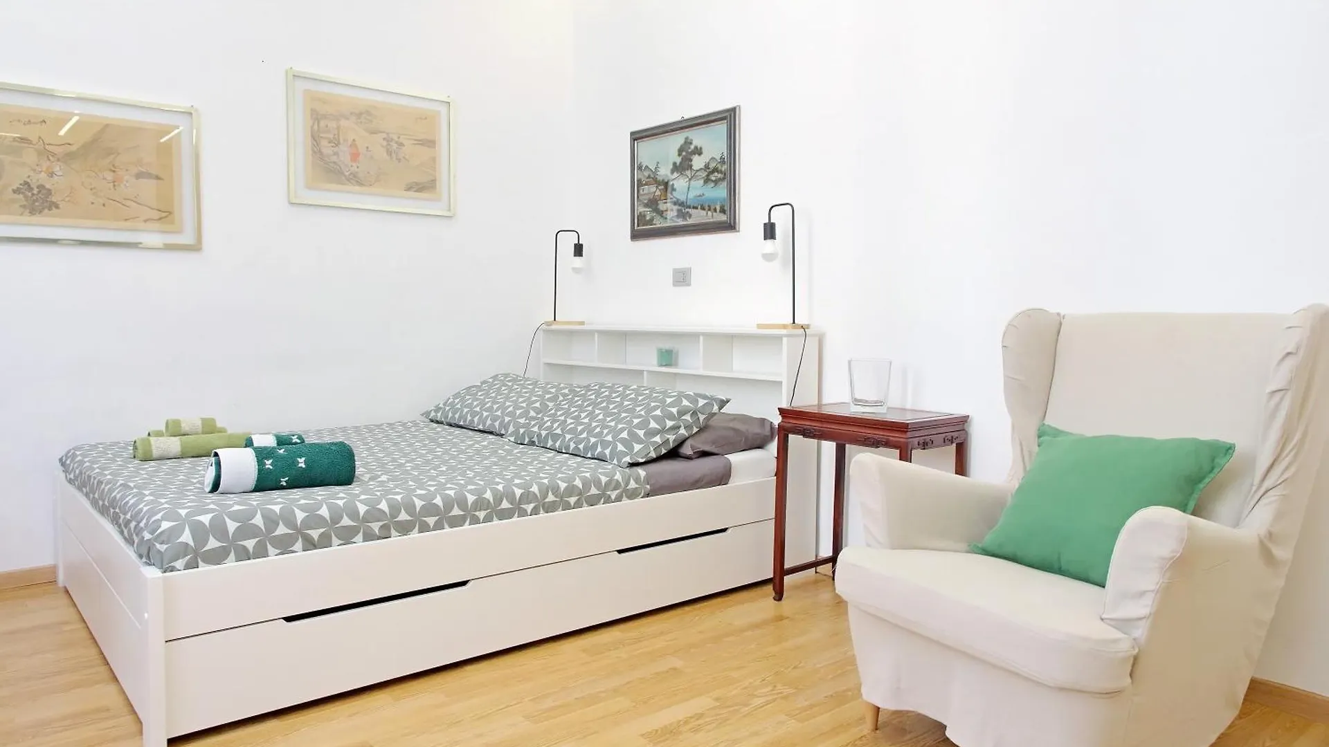 Delizioso Loft All'Esquilino 로마 0*,
